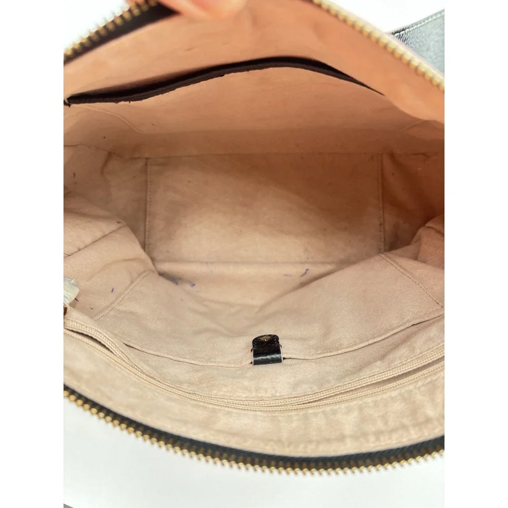 Kate Spade Black Pebbled Leather Shoulder Bag Tassel Logo‎ Hobo Purse